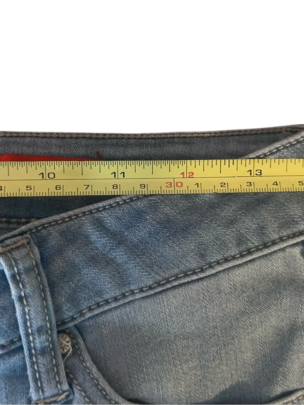 Celebrity Pink The Honey Light Wash Skinny Jeans 30x30